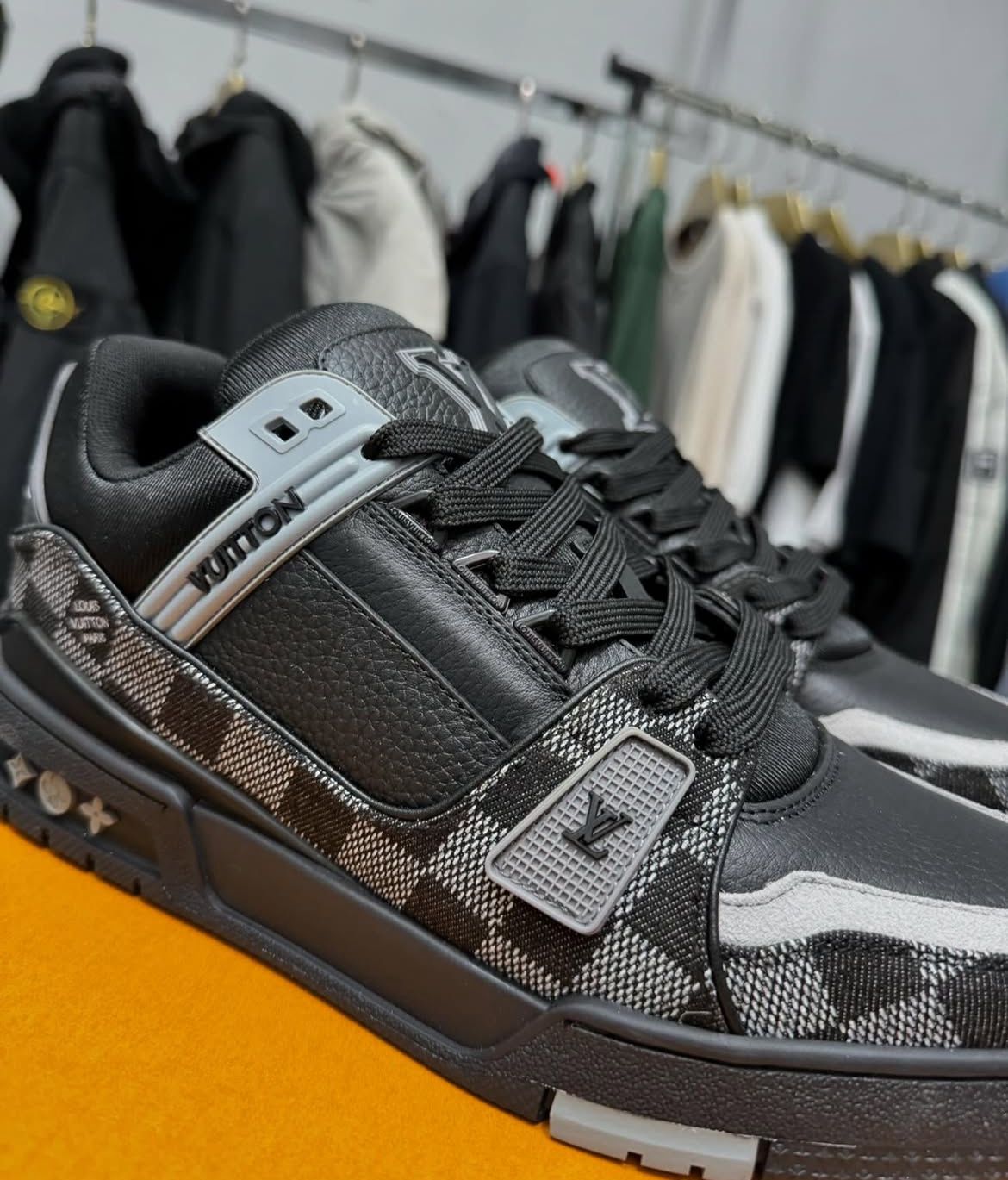 SNEAKER LV TRAINER
