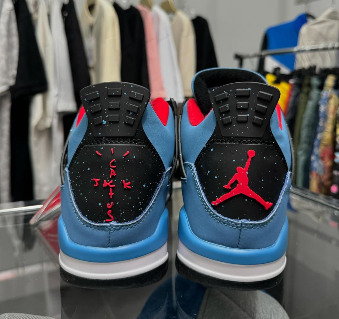 Air Jordan 4