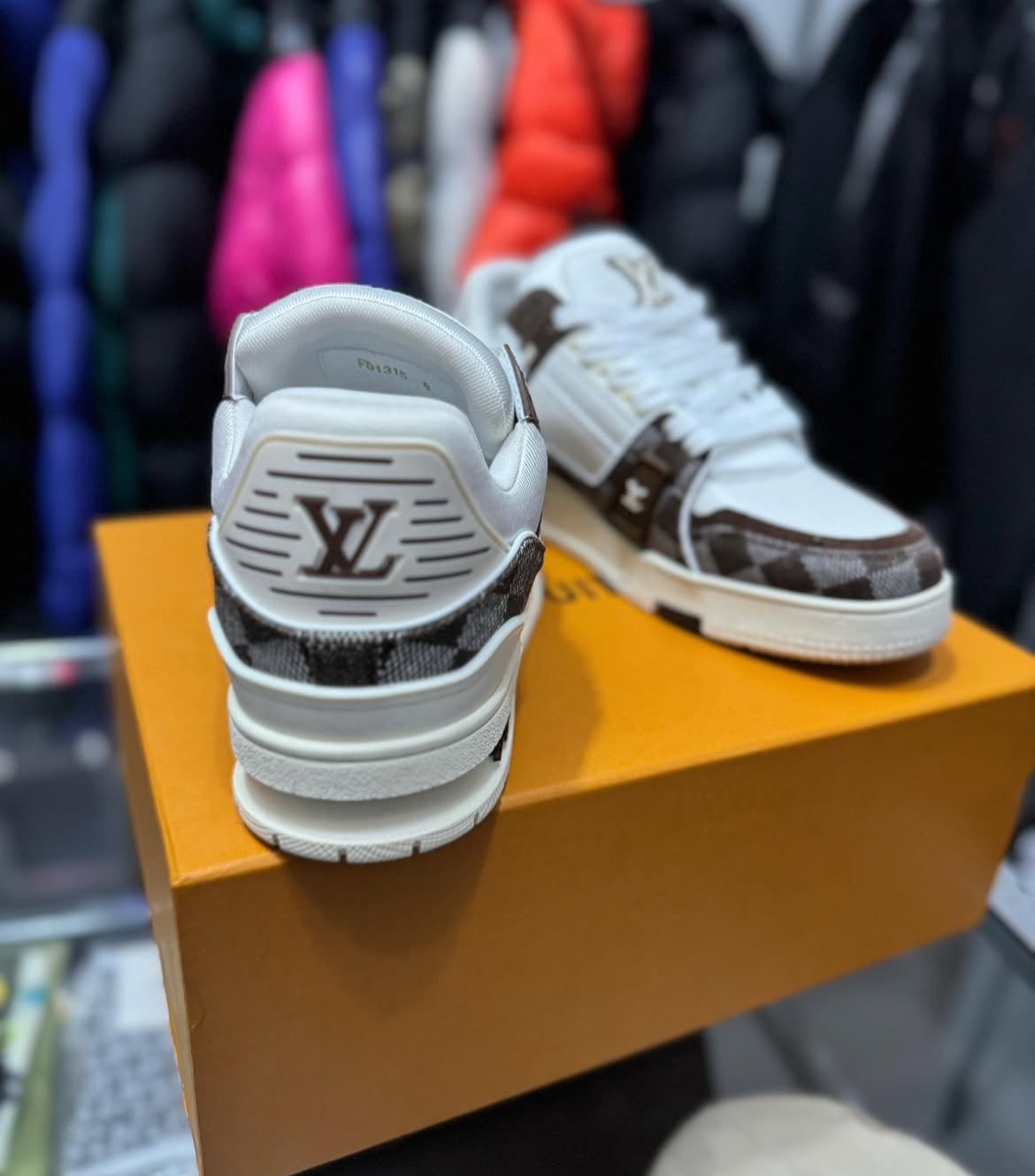 SNEAKER LV TRAINER