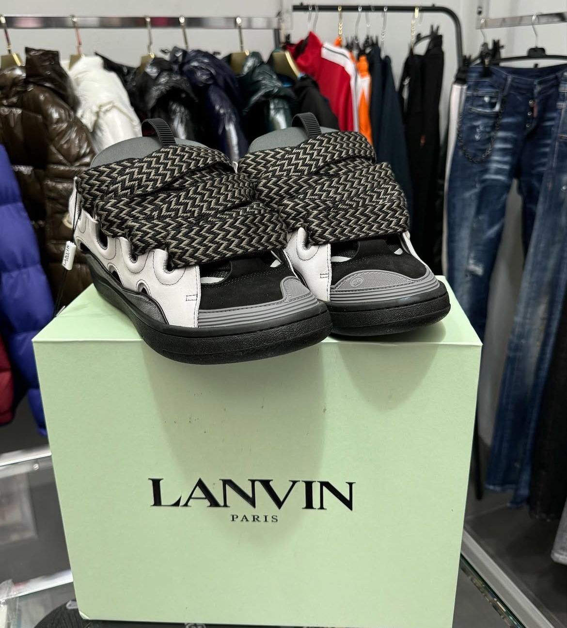 LANVIN