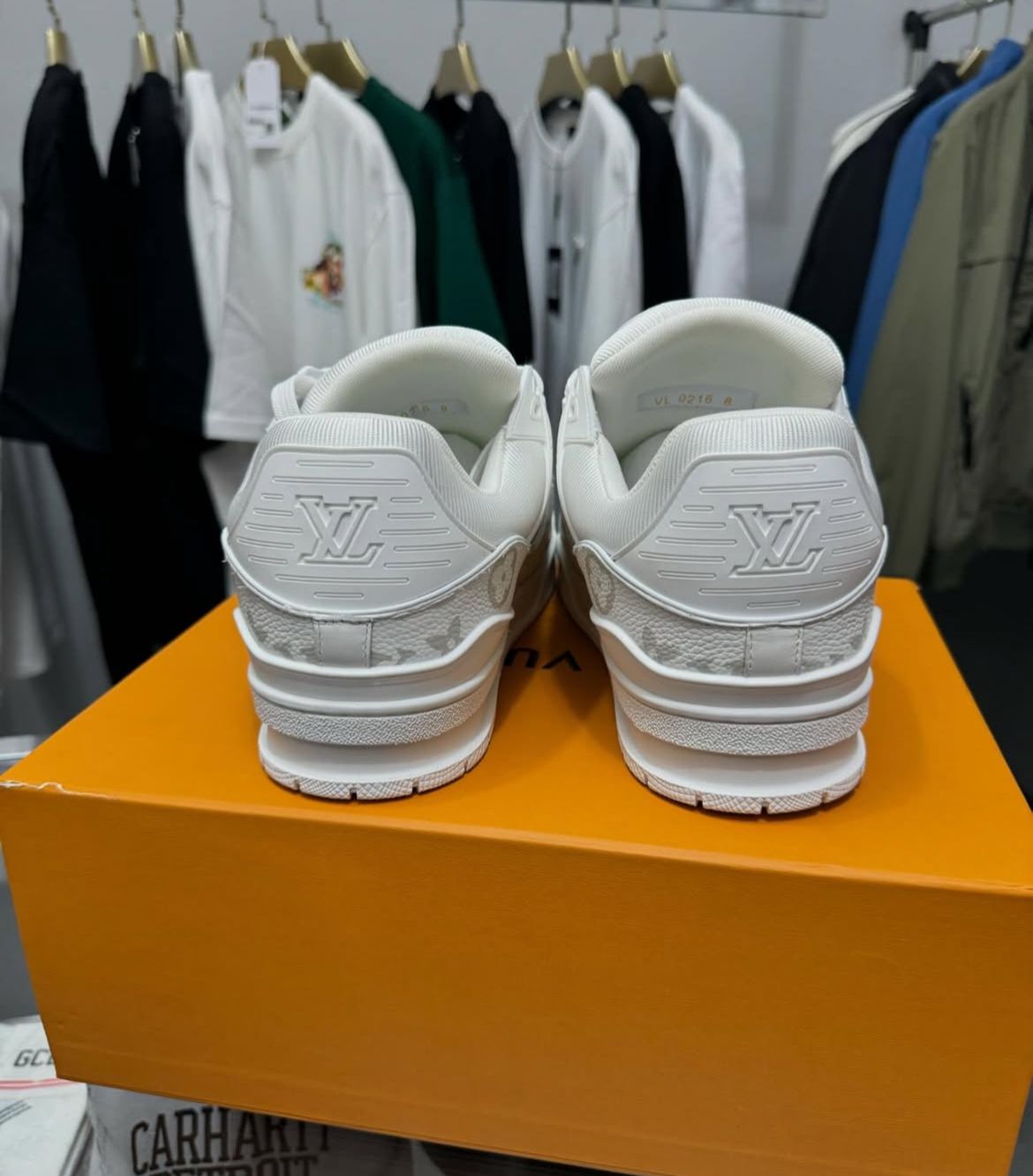 SNEAKER LV TRAINER