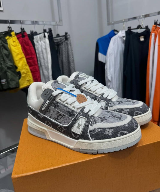 SNEAKER LV TRAINER