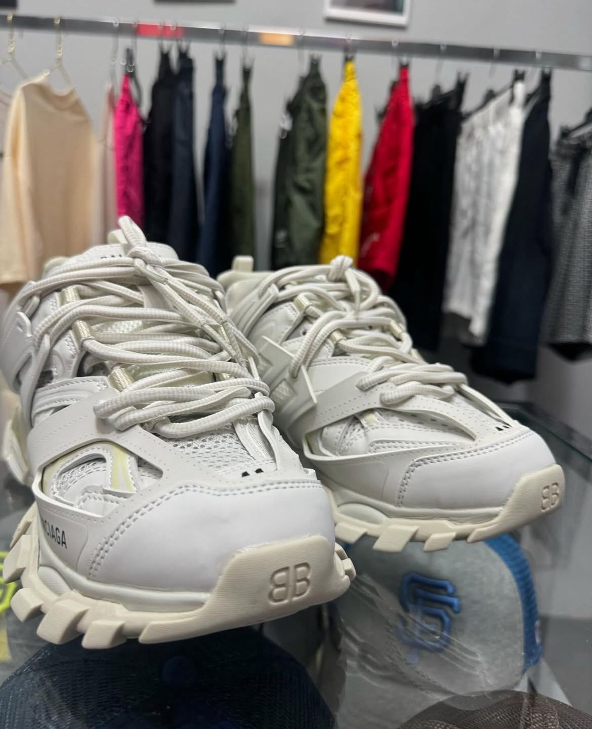 BALENCIAGA TRACK