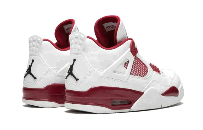 AIR JORDAN 4